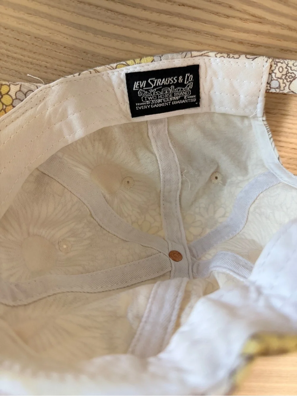 Levi's Kids Floral Cap in Yellow and White